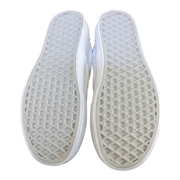 NEW Vans Classic White with multi-color Abstract,Wearable Art,Slip on, size 6 - Picture 3 of 4